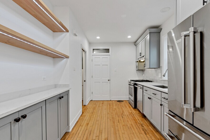 Building Photo - 1109 Cleveland St