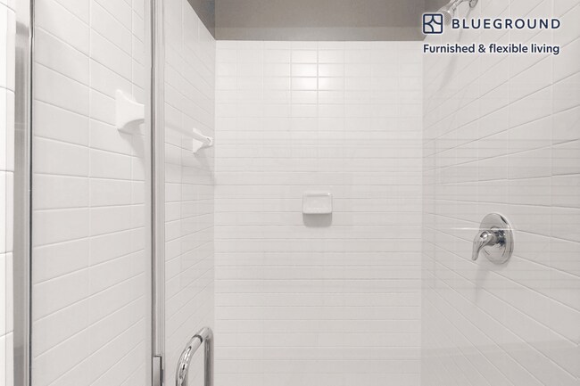 Building Photo - 2987 District Ave