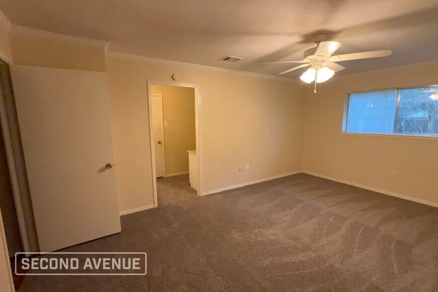 Building Photo - 2542 Anzalone Dr