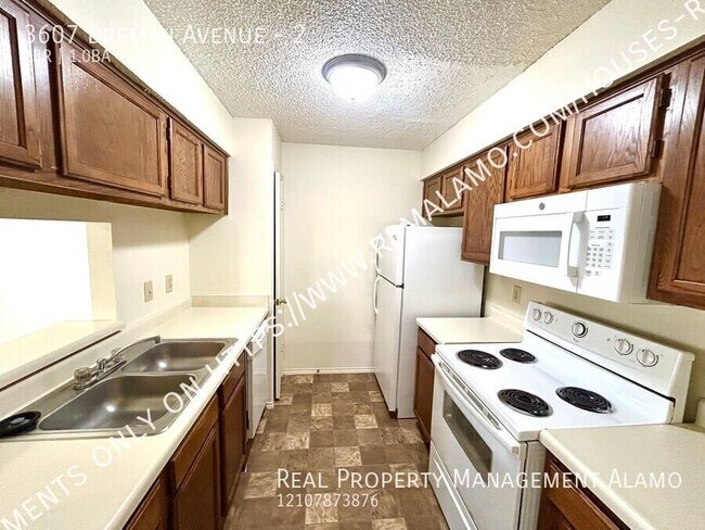 Building Photo - 3607 Bremen Ave