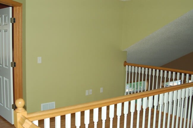 Building Photo - 2146 Limerick Ln