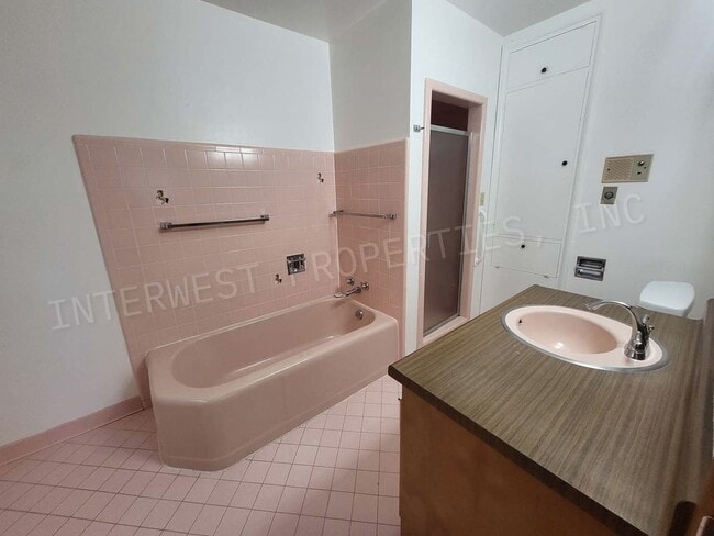 Building Photo - Classic Farmhouse on Murray w/Acreage, Multiple Bonus Rooms, & Mt. Hood View