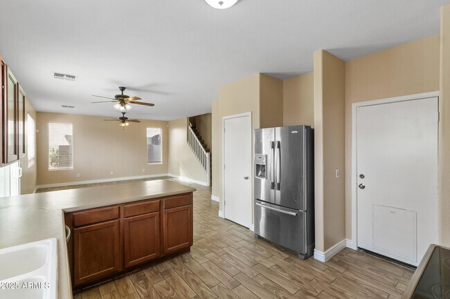 Building Photo - 2416 S 90th Glen