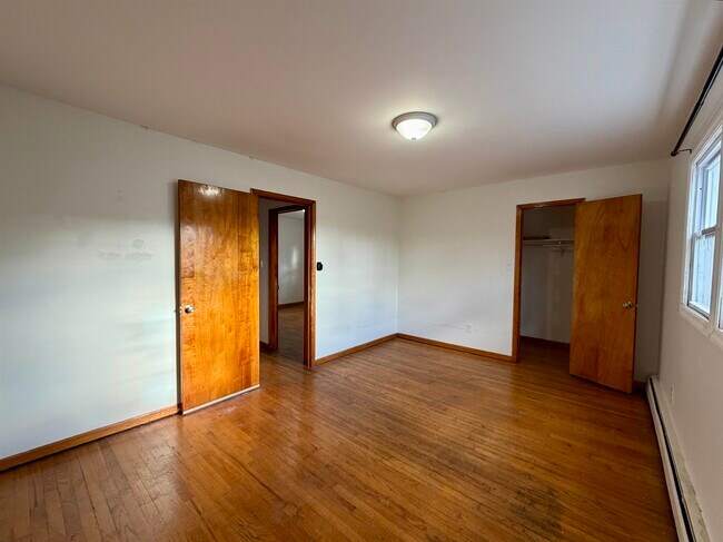 Building Photo - 57 Magnolia Ave