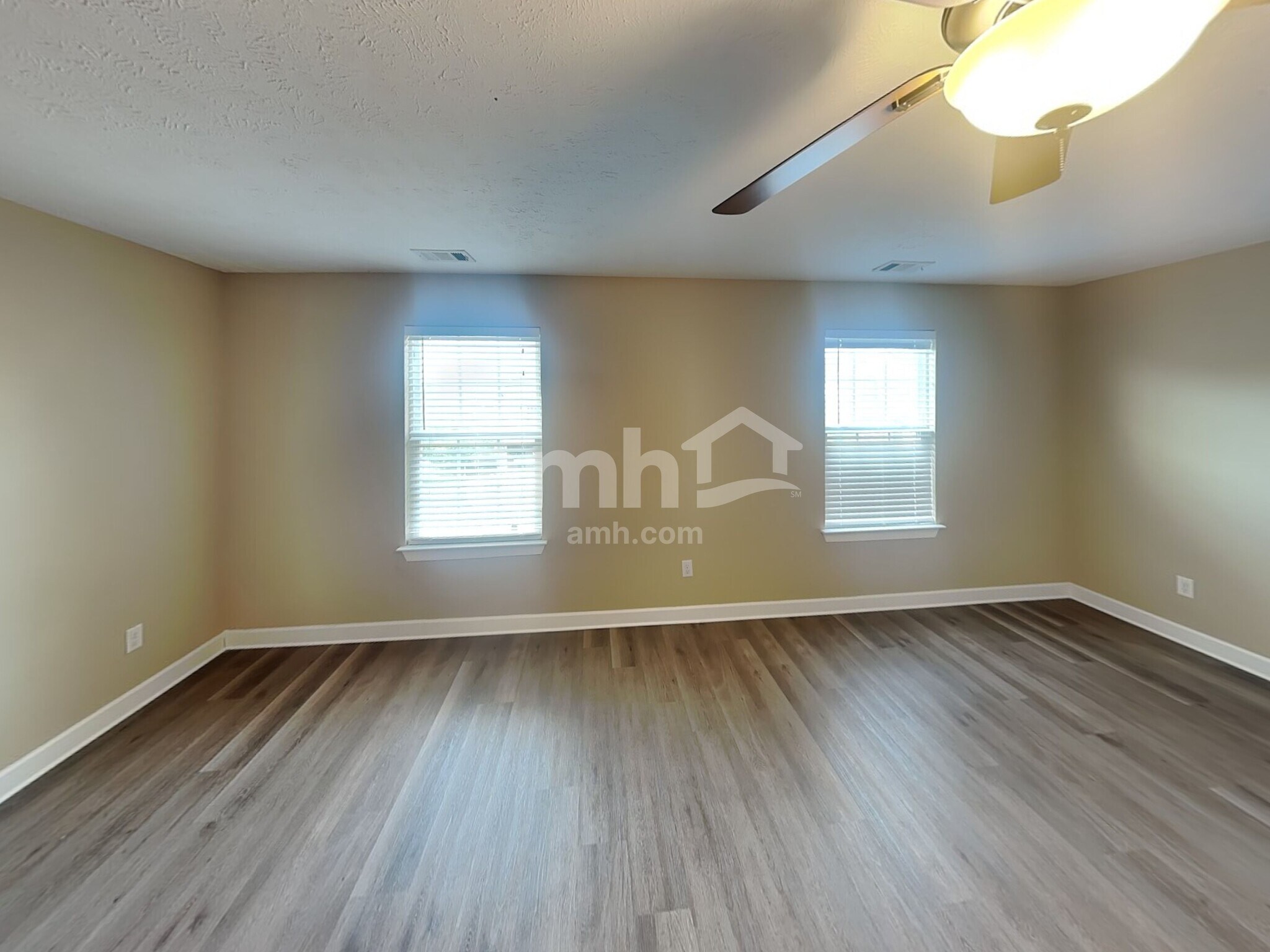 Building Photo - 3028 Bluffhollow Gap