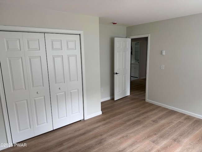 Building Photo - 125 Cobblestone Dr