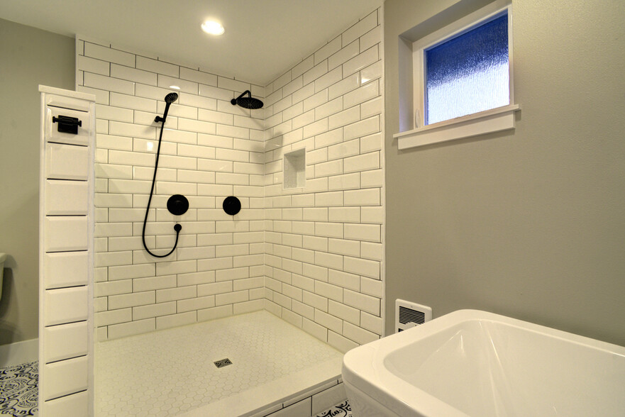 Building Photo - 2406A 188th Pl SE
