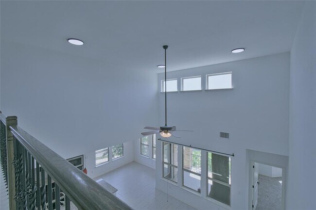 Building Photo - 1413 Castalo Ln