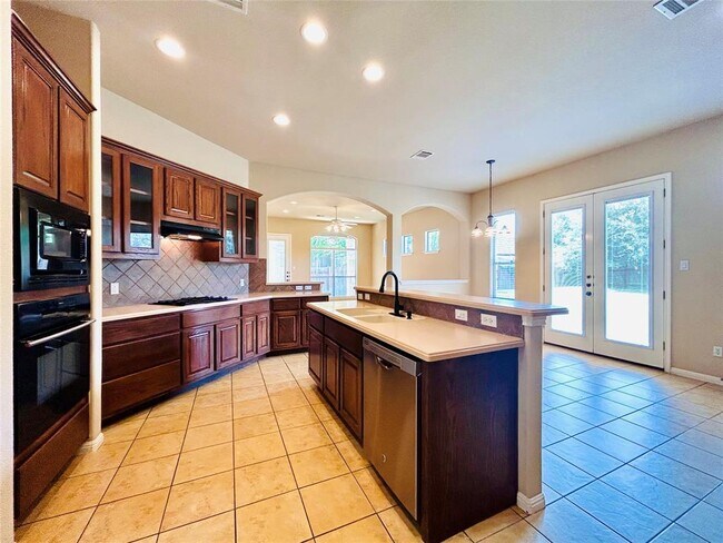 Building Photo - 2501 Farleigh Ln