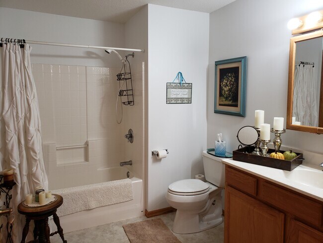 Full Bath with Laundry - 1610 Upper Trentwood Cir NE