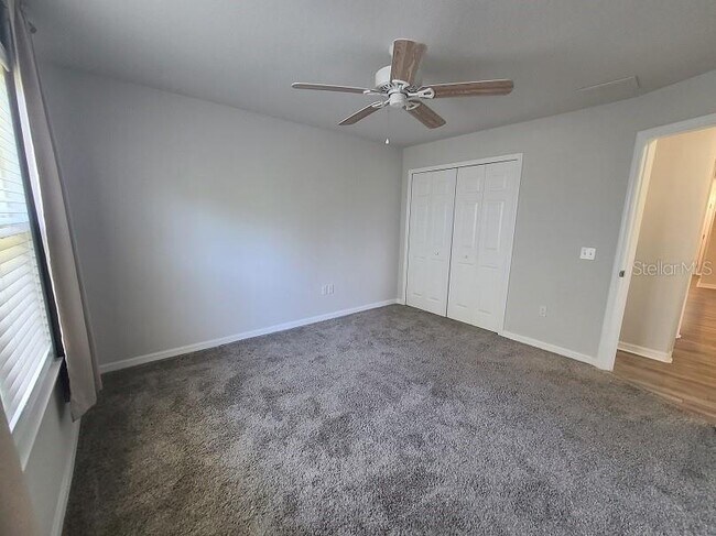 Building Photo - 5041 Royal Palms Wy