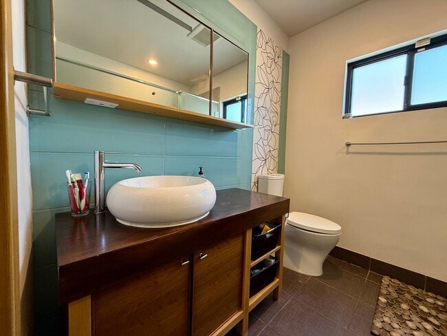 Building Photo - Unique 4 Bedroom House with OCEAN VIEWS in Sunset Cliffs! Fully Furnished! 6 Month Lease Term!