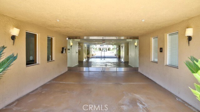 Building Photo - 8889 Caminito Plaza Centro