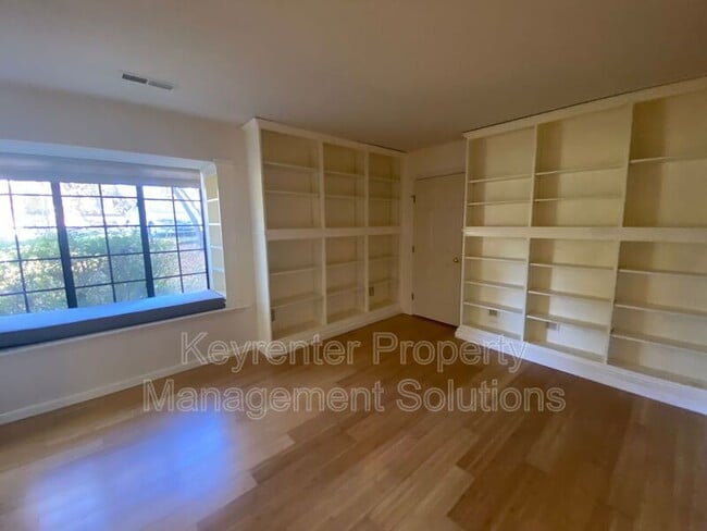 Building Photo - 1029 Amber Ridge Rd