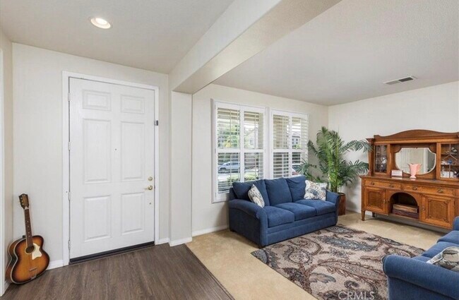 Building Photo - 31705 Middlebrook Ln