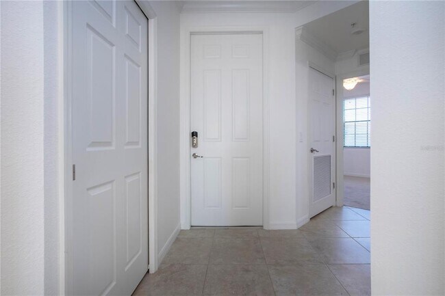 Building Photo - 16804 Vardon Ter