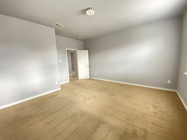 Building Photo - 601 Port Royale Way
