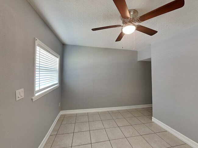 Building Photo - 4531 Conley St