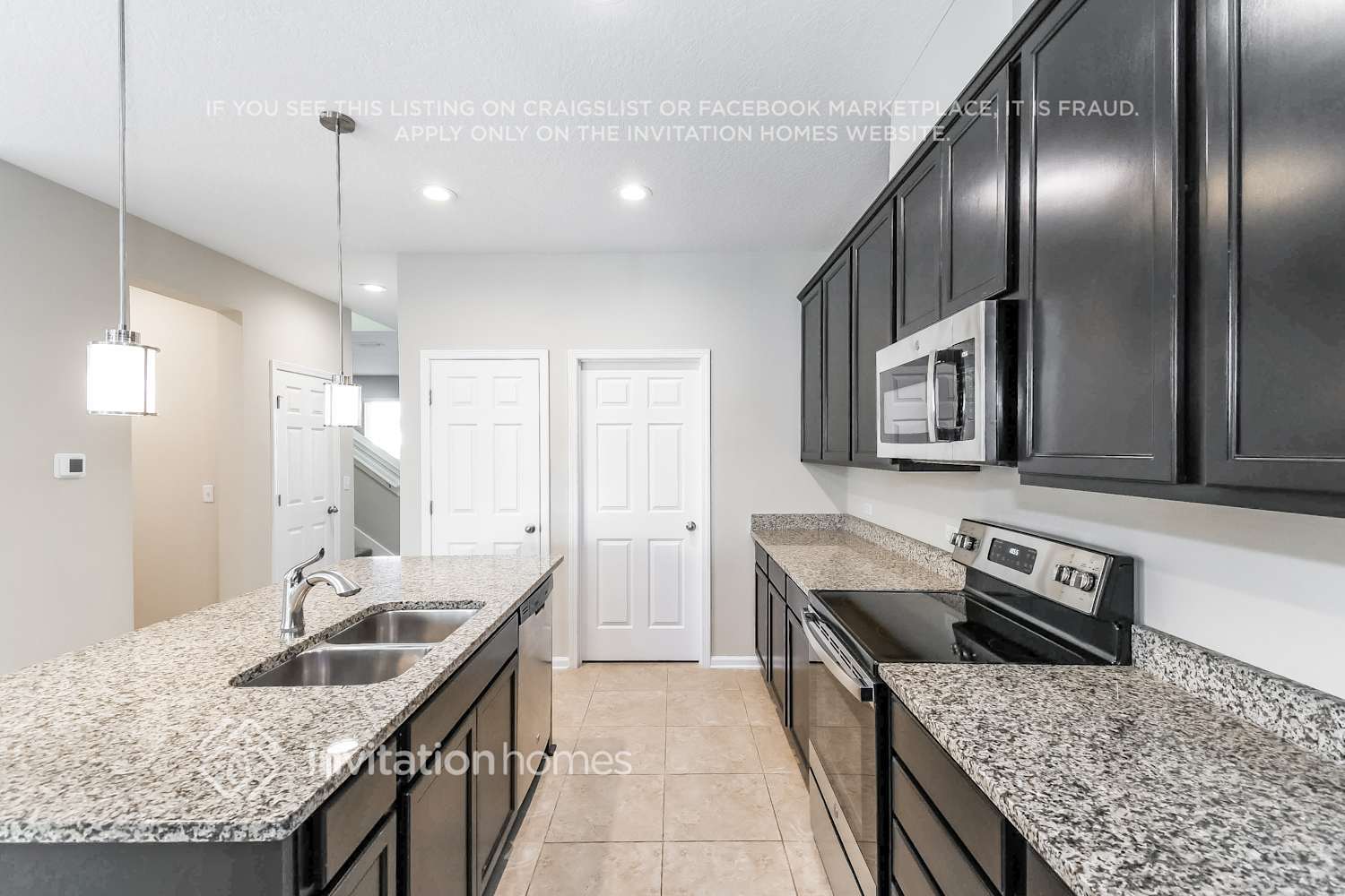 Building Photo - 1102 Wetland Ridge Cir