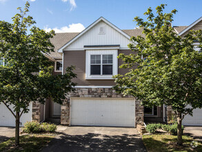 Building Photo - 501 Stonewood Ln