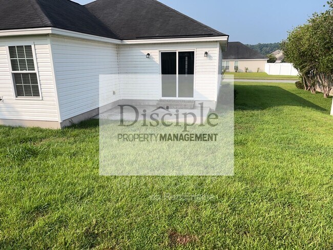 Building Photo - 202 Scarlett Ln