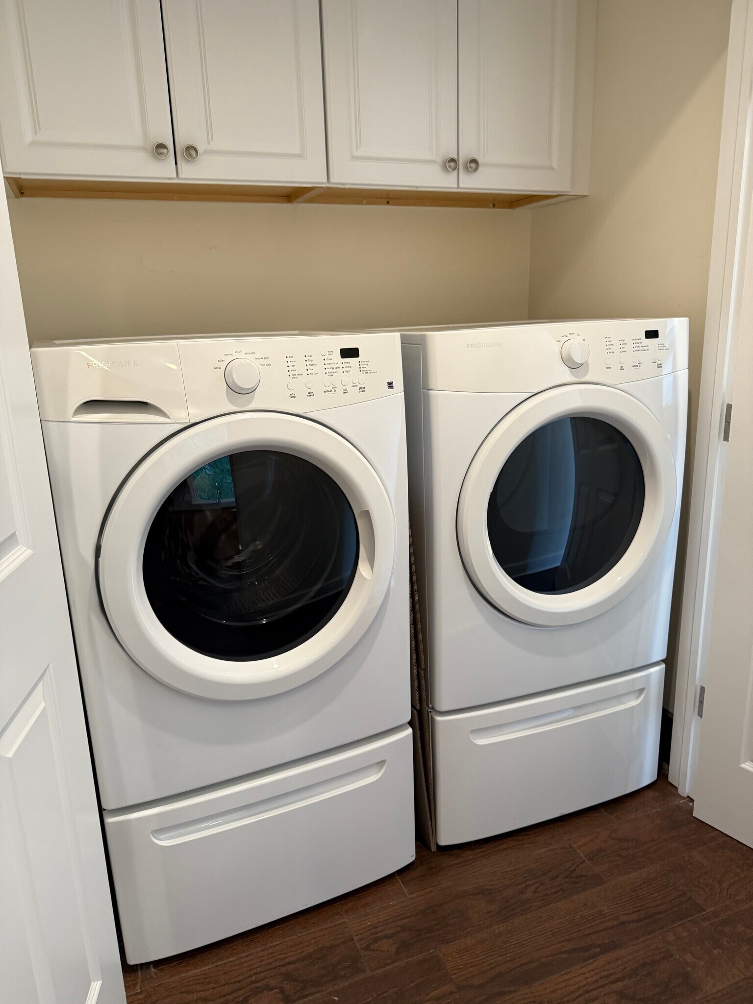 Building Photo - 267 Weed Ave