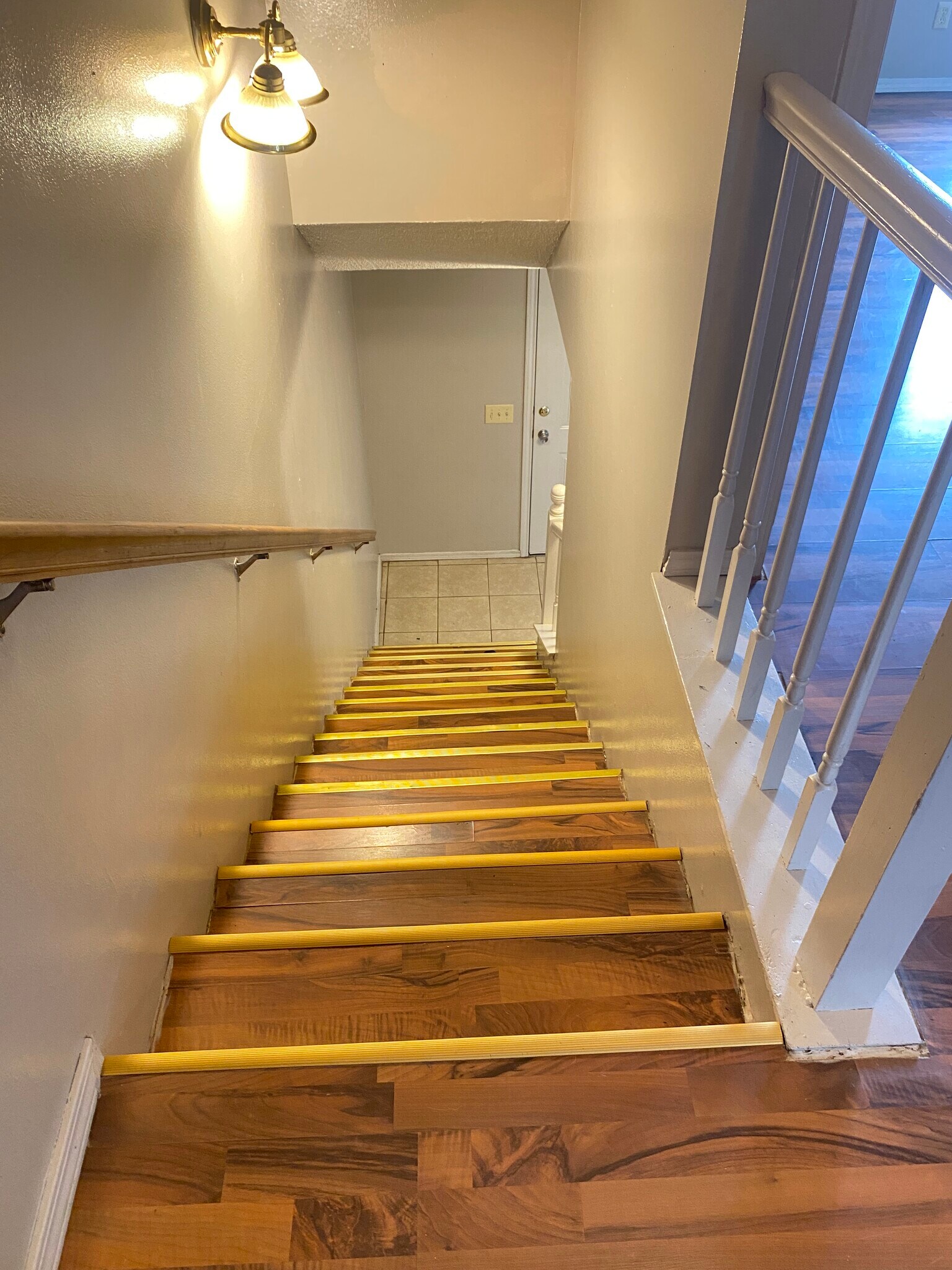 Building Photo - 1408 Christy Dr