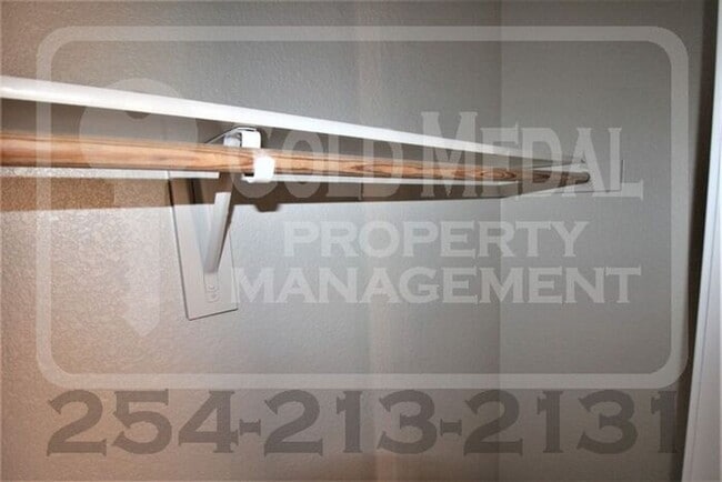 Building Photo - 3401 Barcelona Dr