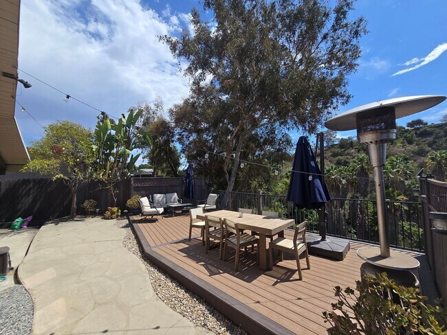 Building Photo - 5539 Baja Dr