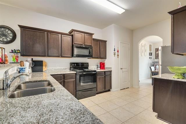 Building Photo - 6020 Royal Gorge Dr