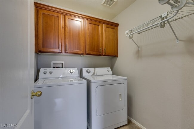 Building Photo - 9005 Semillon St