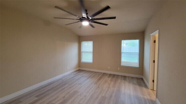 Building Photo - 339 Marquitos Dr