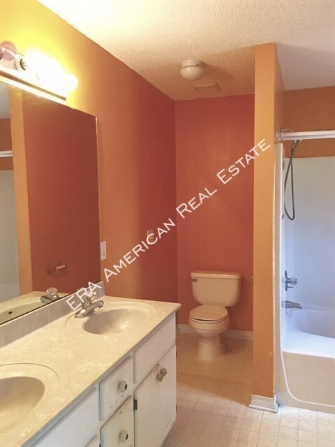 Building Photo - 231 Sea Hero Ln N