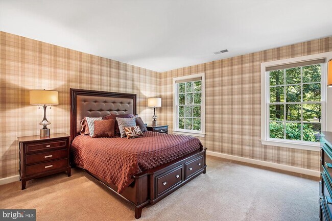 Building Photo - 9454 Newbridge Dr