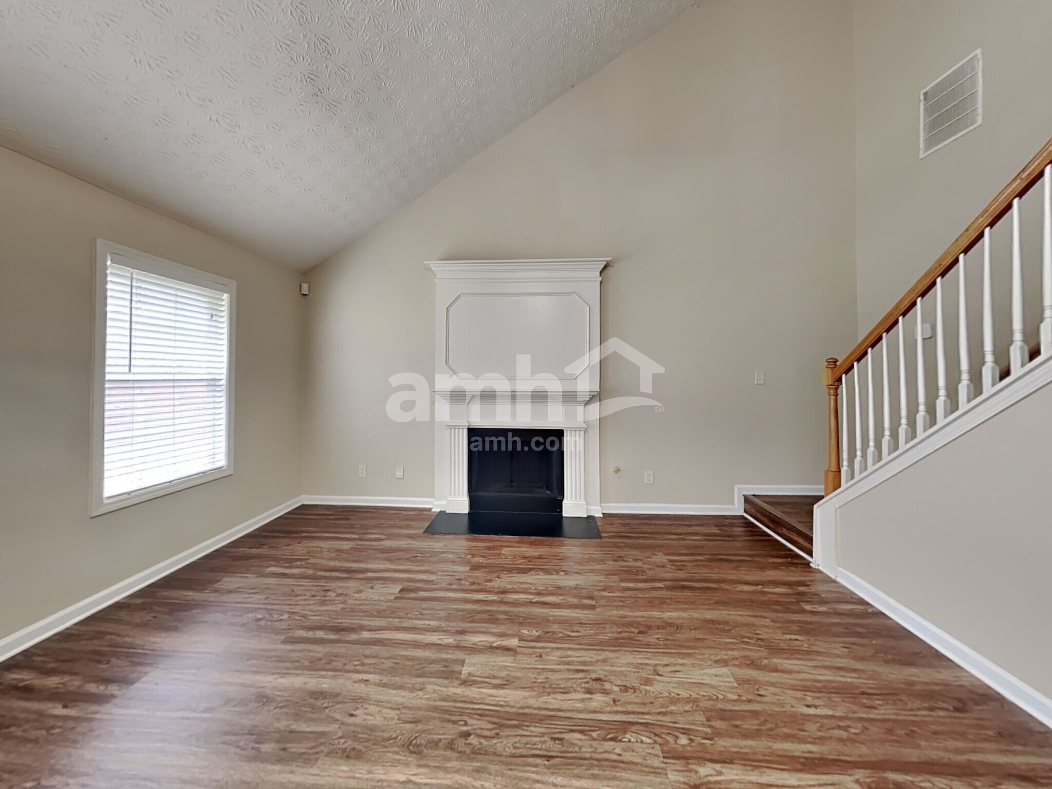 Building Photo - 1311 Aberdare Dr