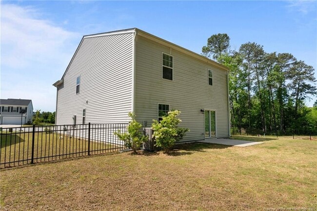 Building Photo - 205 Abercorn Wy