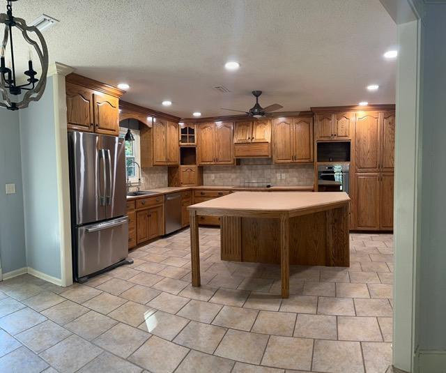 Building Photo - 608 Northside Dr