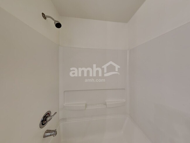 Building Photo - 6823 Manor Terrace Ln