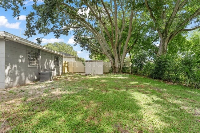 Building Photo - 4312 W Nassau St