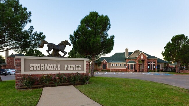Primary Photo - 2201 Sycamore School Rd