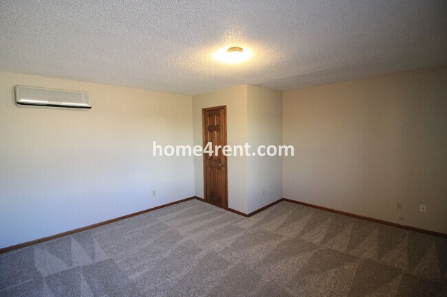 Building Photo - Bedrooms on the Main Level w/ Finished Wal...