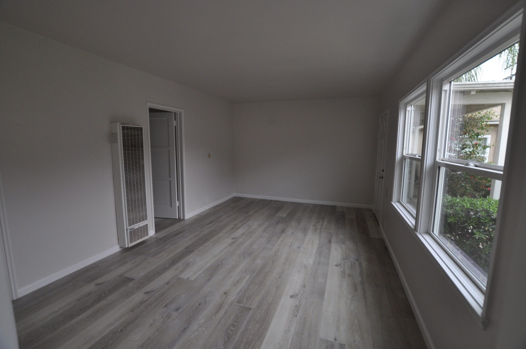 Building Photo - 414 N Glenwood Pl