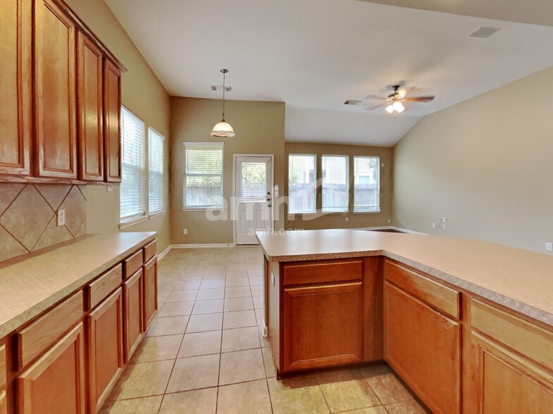 Building Photo - 12919 Palm Leaf Ct