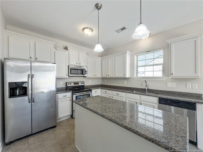 Building Photo - 20 Farrow Ct