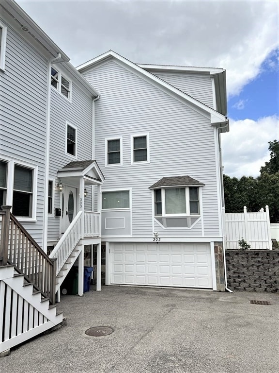 Building Photo - 303 Cabot St