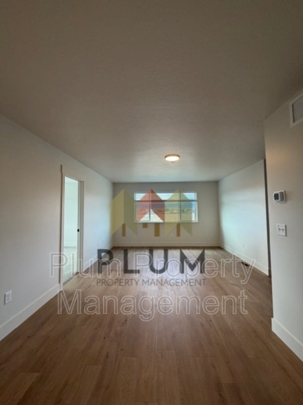 Building Photo - 2301 A Mary Jane Blvd