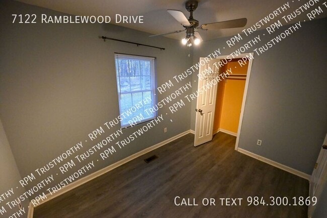 Building Photo - 7122 Ramblewood Dr