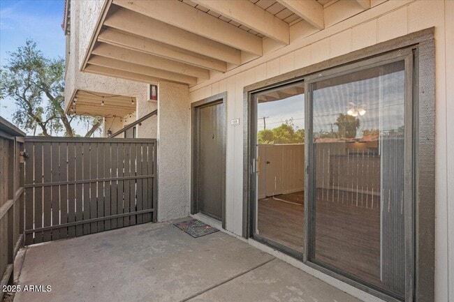 Building Photo - 2938 N 61st Pl