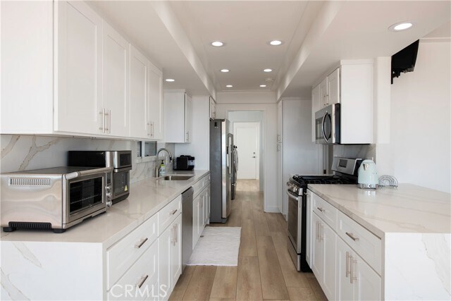 Building Photo - 32461 Mediterranean Dr