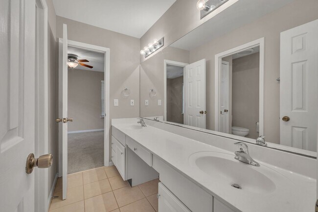 Building Photo - Spotless home for rent in sought after Fie...